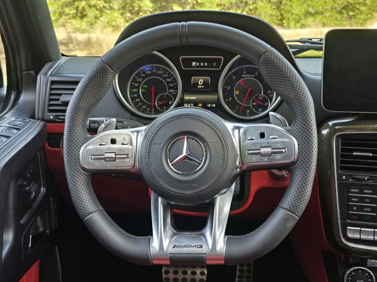 مرسيدس بنز G 63 AMG G-63 AMG 2017 GCC ORGINAL PAINT // ACCIDENT FREE // FSH // PERFECT CONDITION