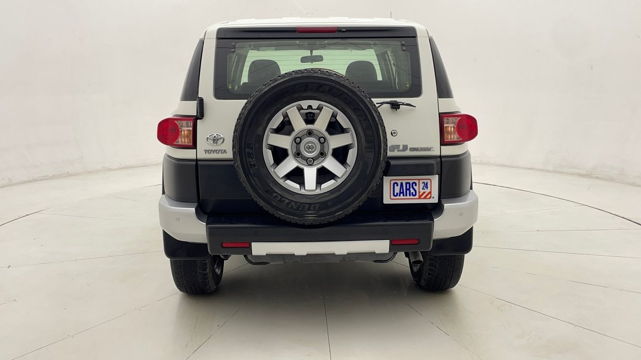 Toyota FJ Cruiser GXR 4 | Zero Down Payment | Home Test Drive