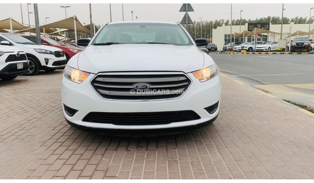 Ford Taurus SE Very Clean Car