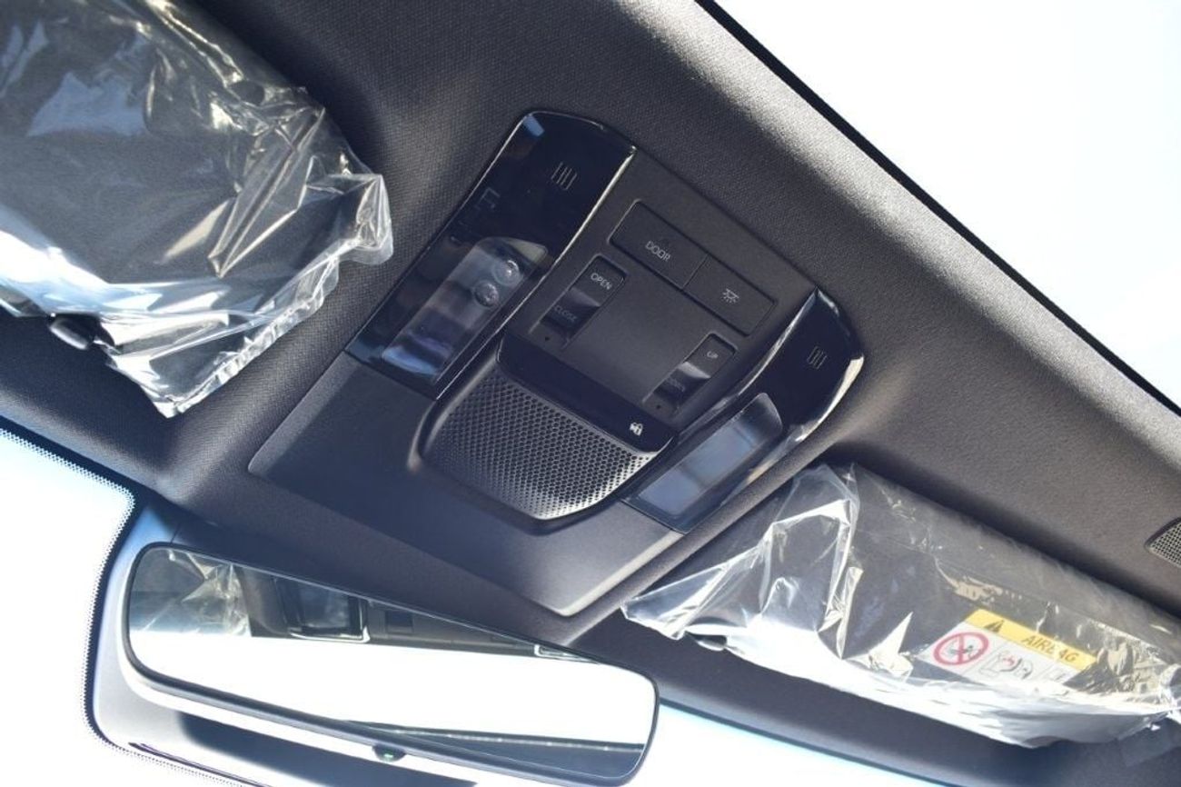 تويوتا برادو TXL-3 2.4L PETROL  4WD 7-SEAT AT