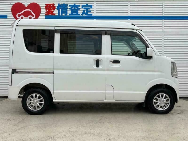 Suzuki Every exterior - Side Profile