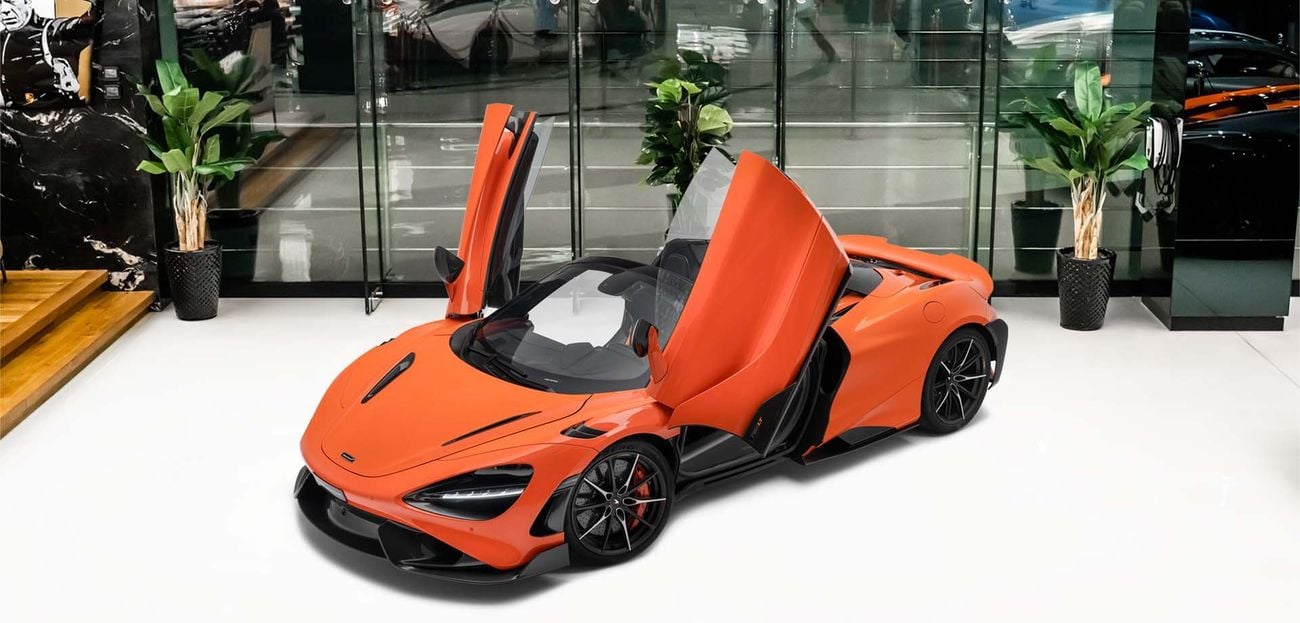 مكلارين 765LT 4.0L twin-turbocharged 8 Cylinder Engine