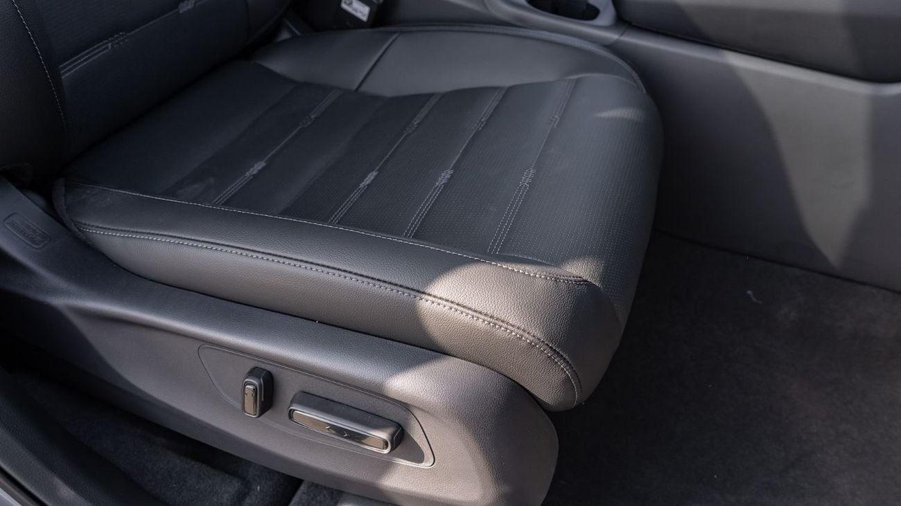 هوندا سي آر في 2026 | HONDA CRV GLOBAL 30 -YEAR HONOR EDITION 240 TURBO FRONTIER 5 SEATS [EXPORT ONLY]