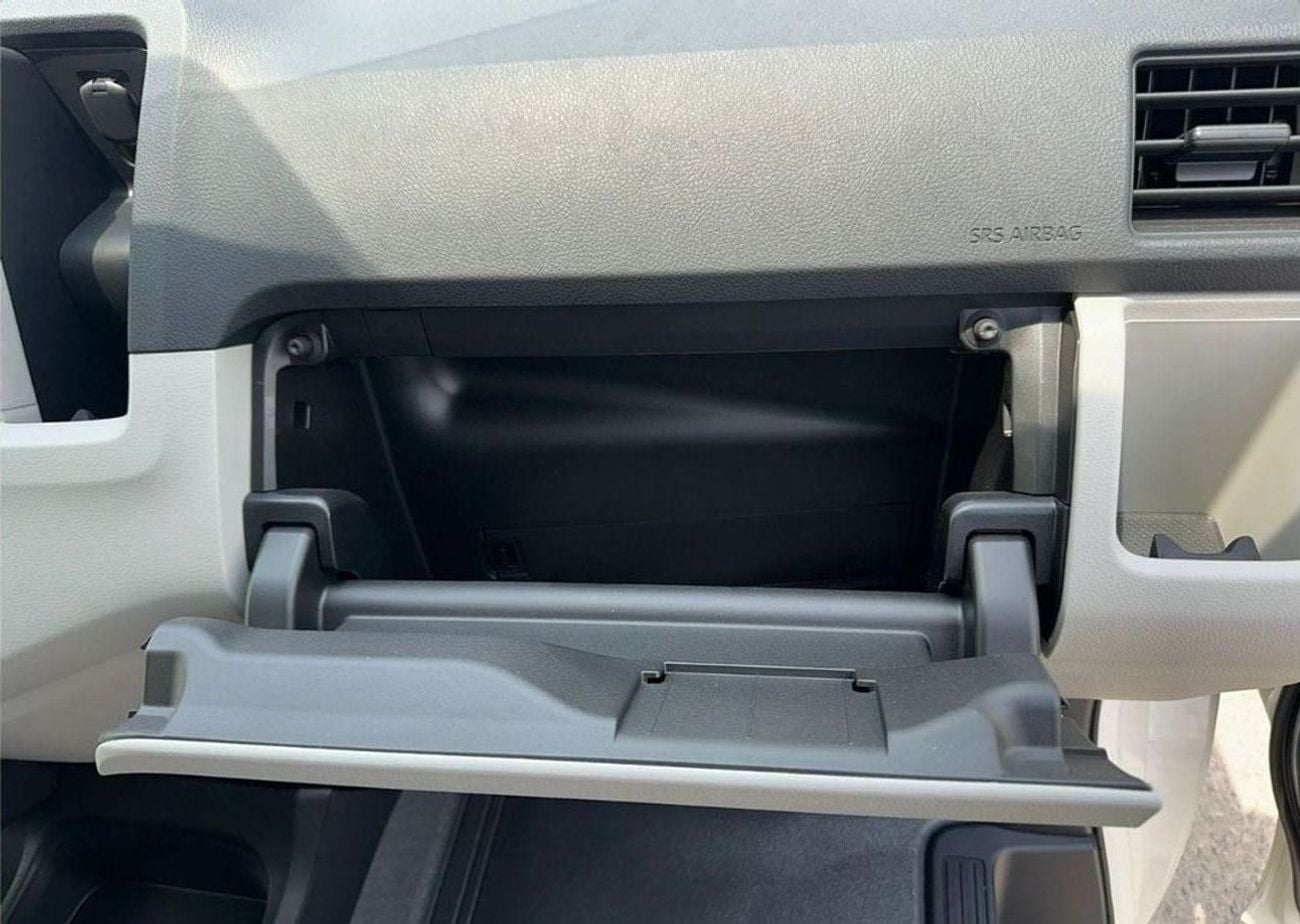 تويوتا هاياس GL TOYOTA HIACE 3.5 PASSENGER MANUAL TRANSMISSION 2025 MODEL