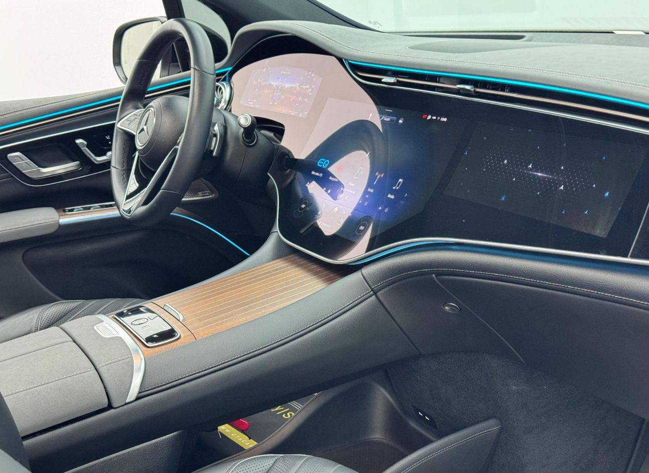 Mercedes-Benz EQS 580 2023 Mercedes-Benz EQS 580 4matc, Warranty, Excellent Condition, Low Km