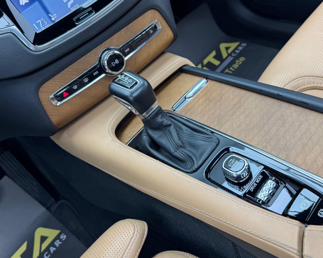 فولفو XC 90 2019 Volvo Xc90 Inscription Plus, Full Service History, Warranty,  7 Seater, , GCC