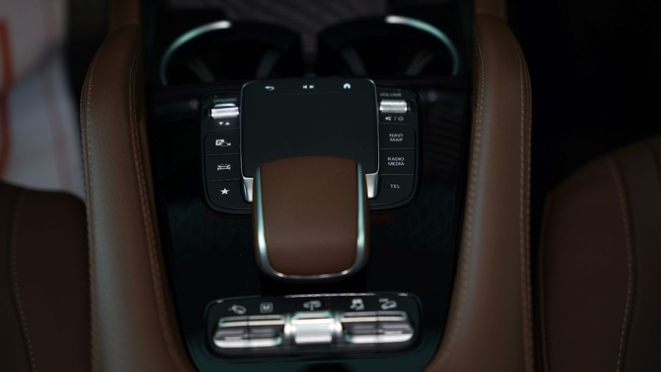 Mercedes-Benz GLS 450 4MATIC Mercedes-Benz AMG GLS450 SUV | Night Package | New Facelift | GCC | 2024 - 7 Seaters