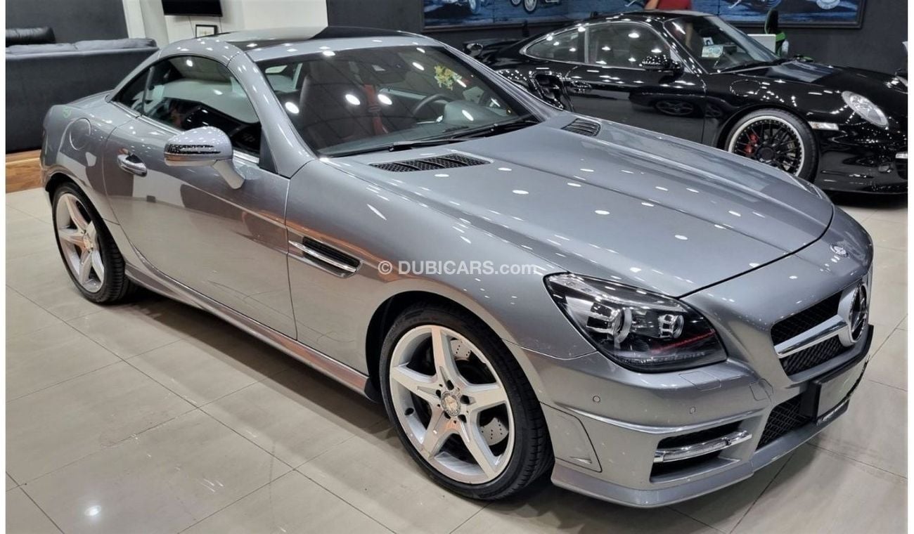 Mercedes-Benz SLK 350 Sport MERCEDES SLK 350 GCC IN BEAUTIFUL CONDITION FOR 45K AED