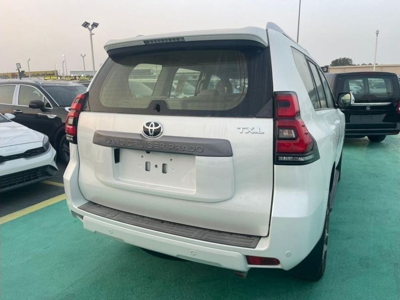 Toyota Prado 2023 TOYOTA PRADO 2.7L  4 CYLINDERS TXL PETROL ZERO KM