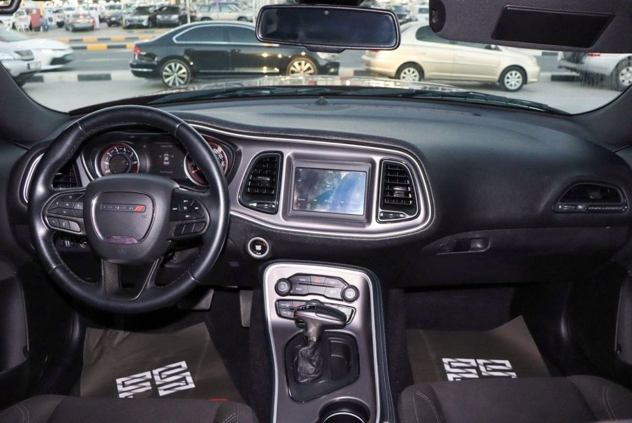 Dodge Challenger Dodge Challenger SXT / 2022 / USA / Only 29,000Mi