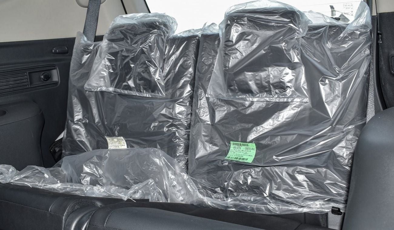 ميتسوبيشي مونتيرو سبورت العلامة التجارية الجديدة ميتسوبيشي مونتيرو سبورت للتصدير فقط 3.0 لتر | 4WD | بنزين | أبيض/أسود| مونت