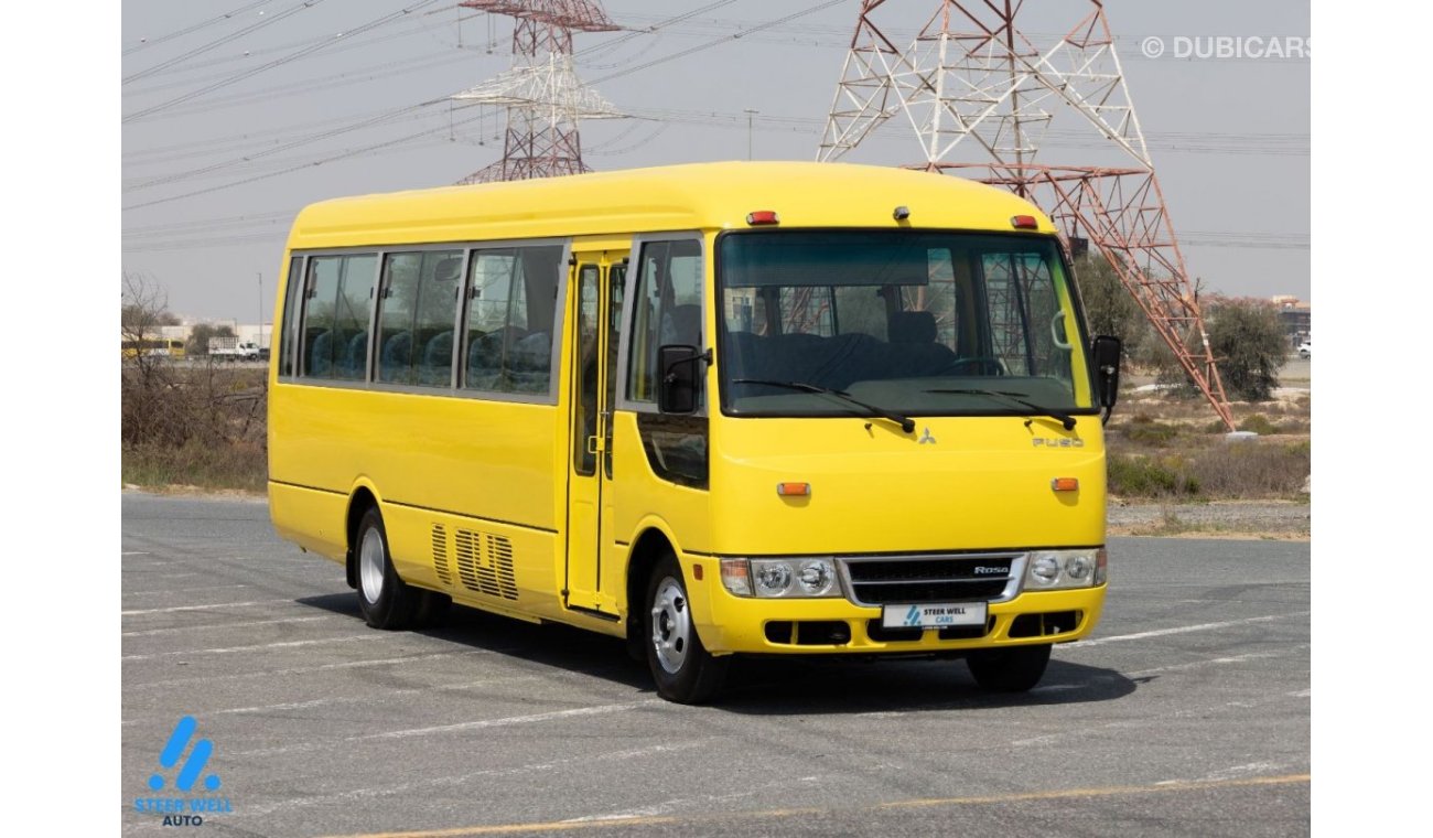 Mitsubishi Rosa 2016 32 Seater School Bus 4.2L Diesel MT / Like New Condition / GCC Specs / Book Now