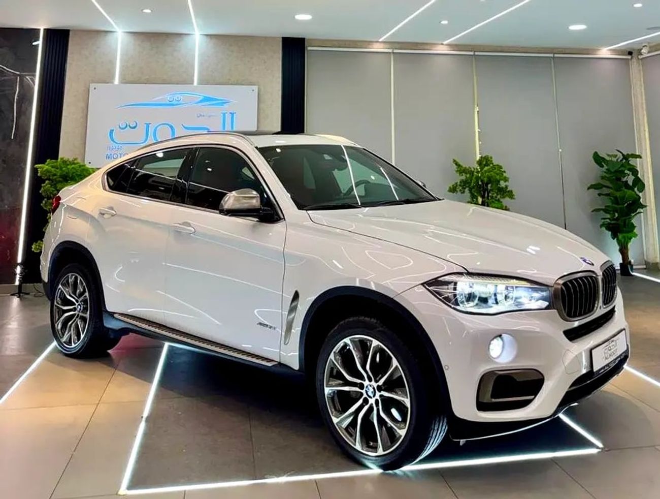 بي أم دبليو X6 50i M Sport 4.4L