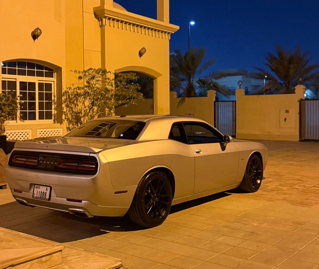 Dodge Challenger R/T 100Th Anniversary Edition 5.7L