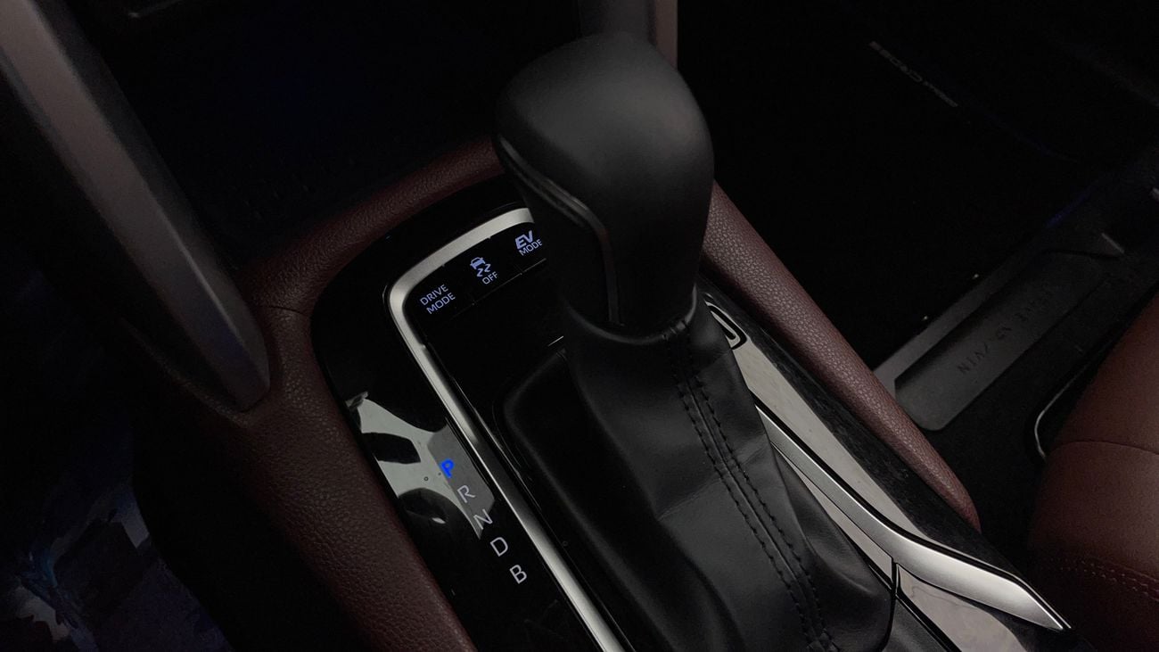 تويوتا كورولا كروس GLI 1.8 | بدون دفعة مقدمة | اختبار القيادة في المنزل