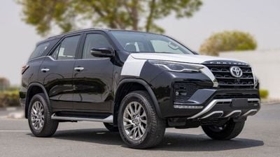 Toyota Fortuner VXR TOYOTA FORTUNER SR5 4.0L PETROL V6 2024