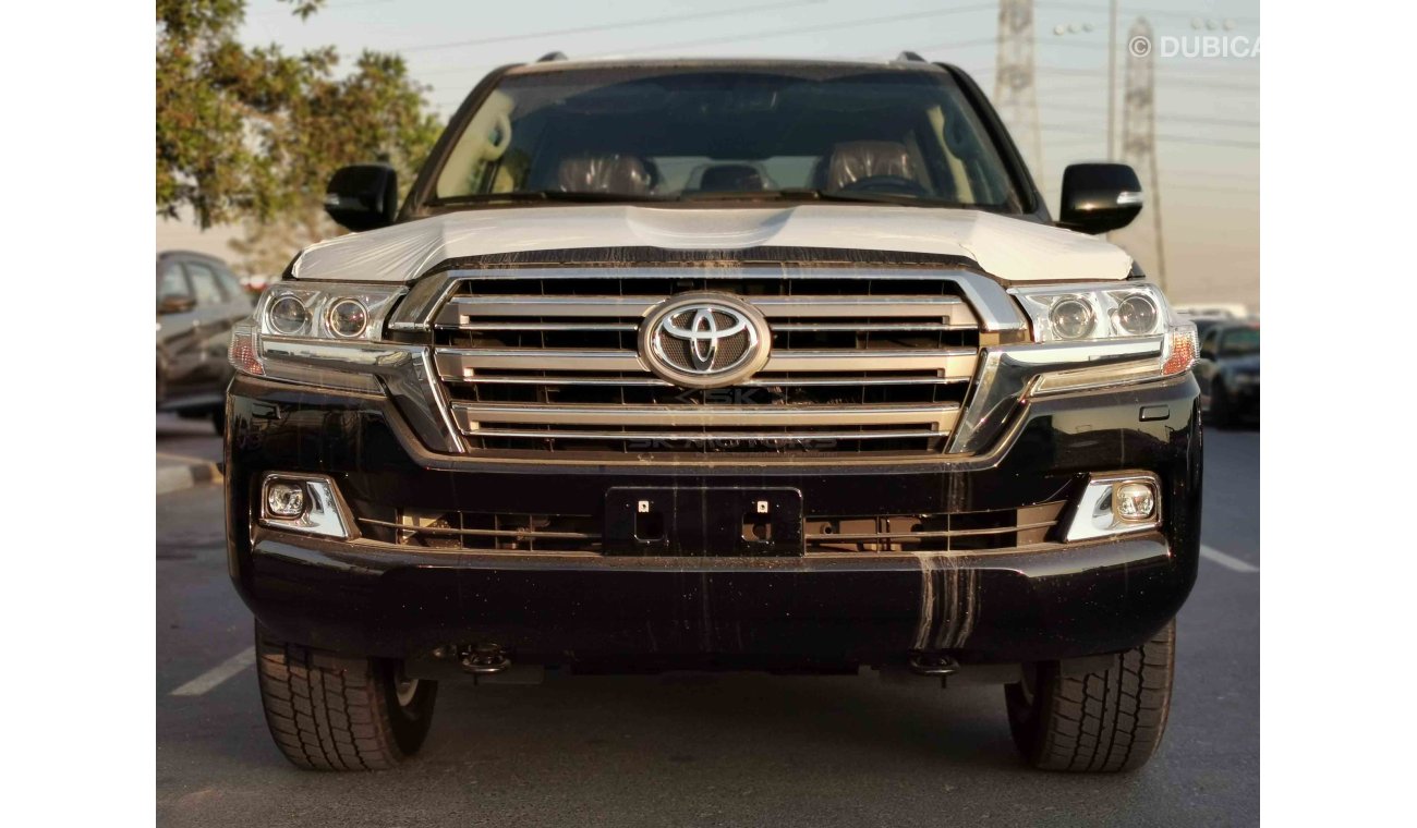 Toyota Land Cruiser 4.5L V8 Diesel, 18" Rims, Driver Memory Seat, Front & Rear A/C, Heated & Cooled Seats (CODE # VX02)