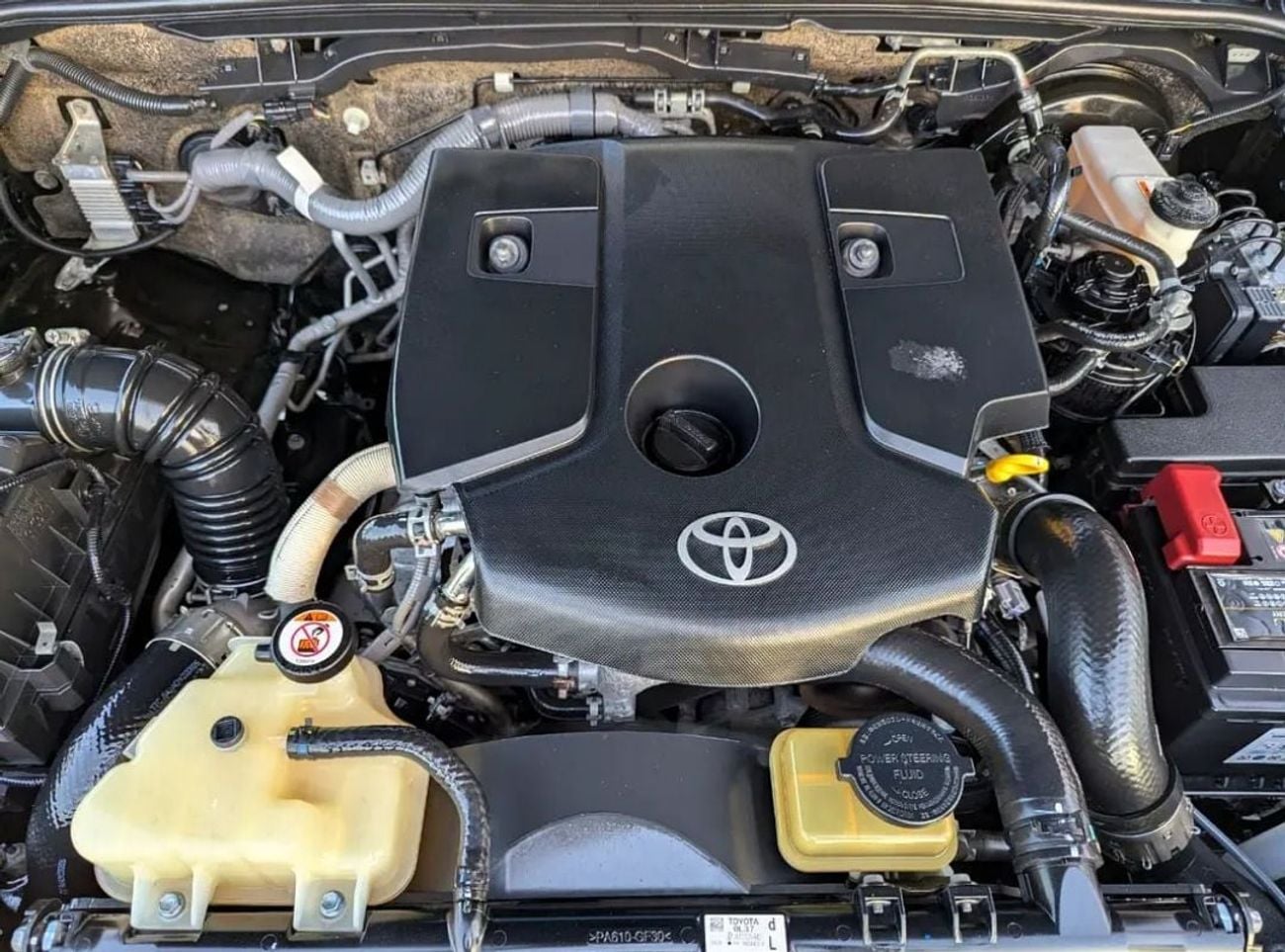 Toyota Fortuner Toyota Fortuner 2023model 2.4 v4 Diesel Engine Colour Black Key start Transmission Automatic Interio