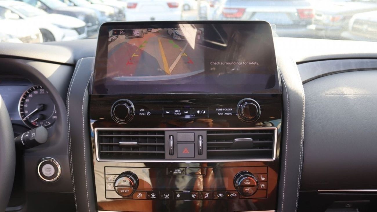 نيسان باترول نيسان باترول تيتانيوم  5.6 لتر بنزين موديل 2024