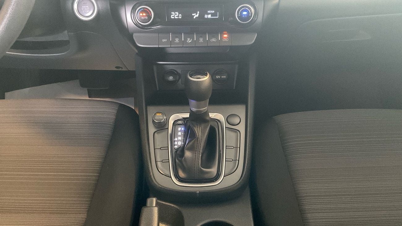 Hyundai Kona 2.0 AUTO SMART PLUS | Guaranteed Warranty | 0 Down Payment