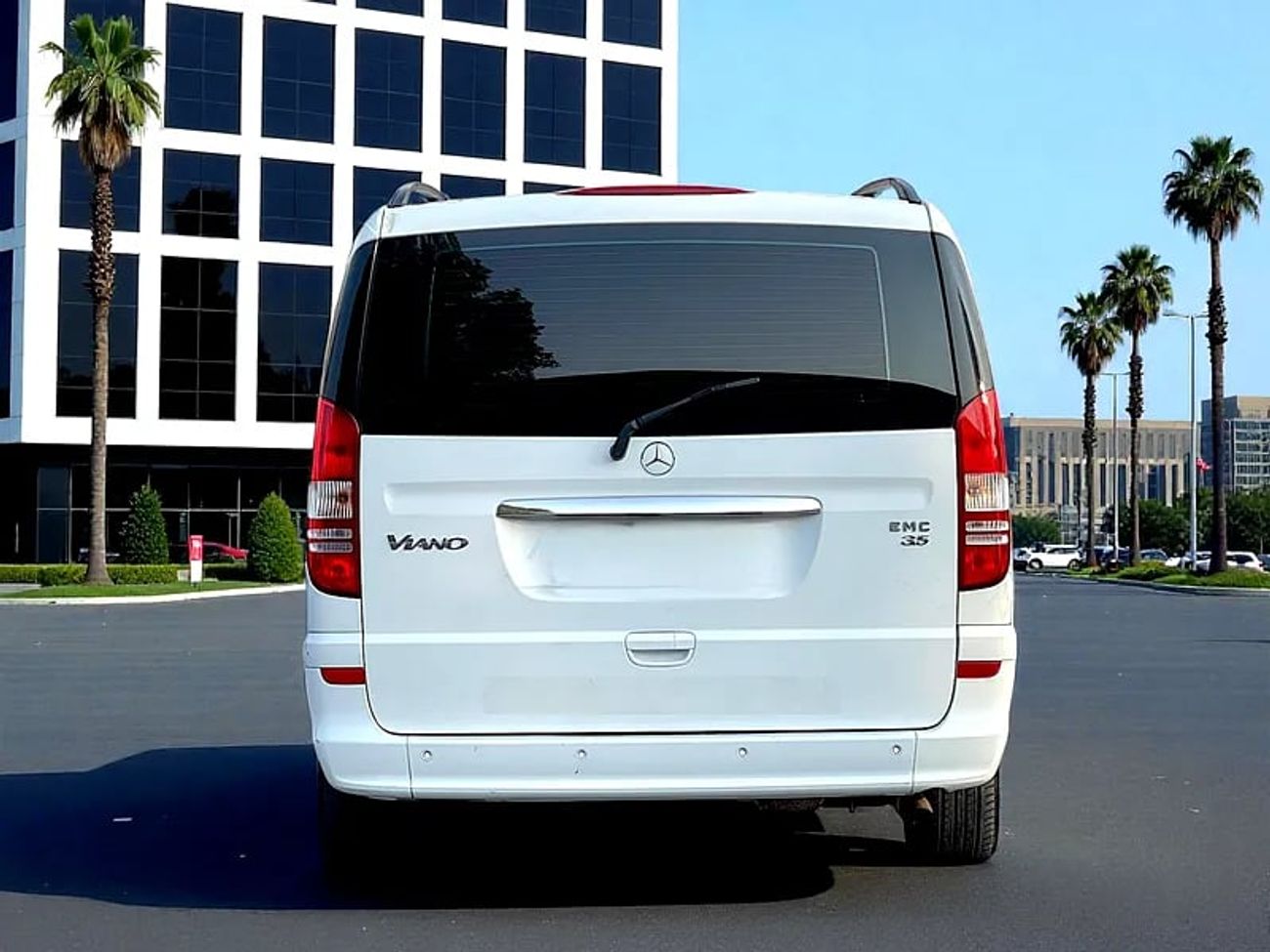 مرسيدس بنز فيانو Trend 3.5L | | | GCC | 3.5L V6