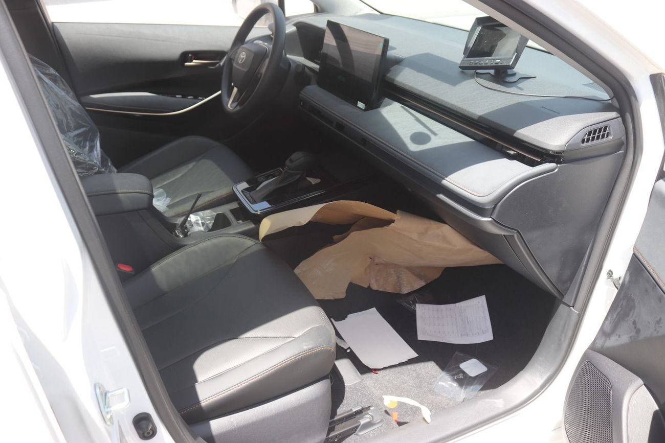 Toyota Corolla 1.8 HYBRID , LEATHER SEAT, ALLOY WHEELS. CAMERA, SUNROOF MODEL 2026