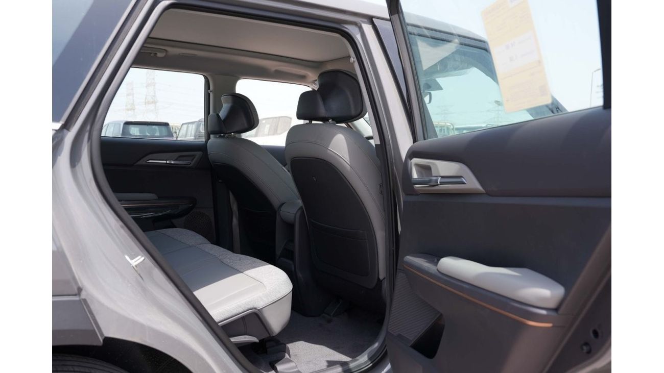 كيا EV5 2023 KIA EV5 AIR 530 - رمادي من الداخل رمادي | للتصدير فقط