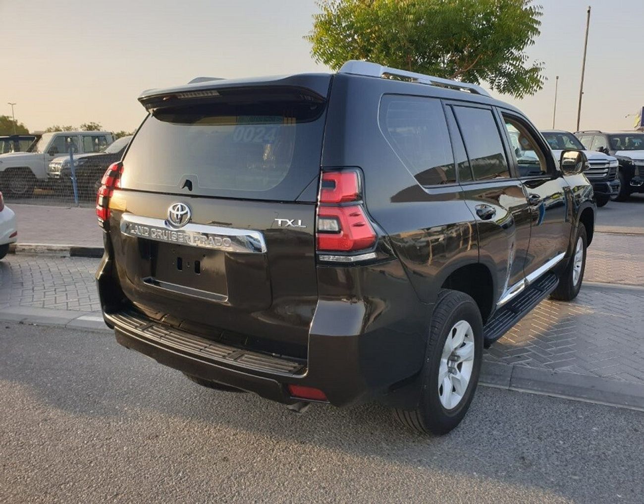 Toyota Prado 2.7L - TXL - PETROL (MODIFIED 2023)