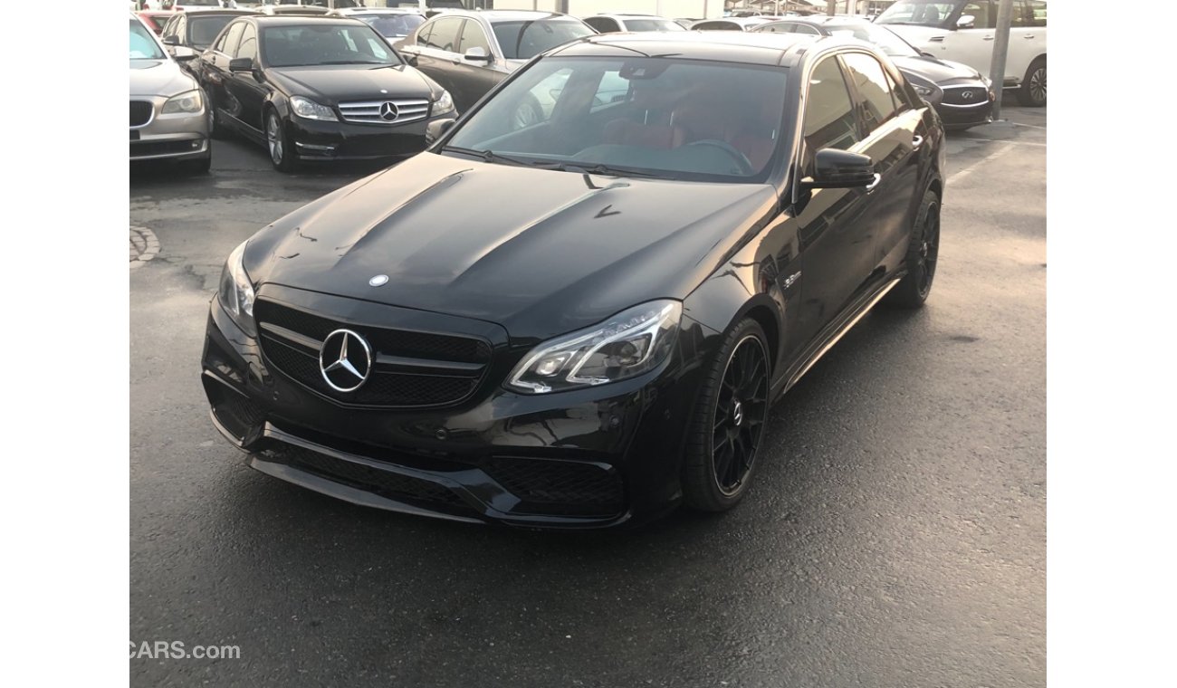 مرسيدس بنز E 63 AMG موديل 2010 محول 2016 حاله جيده من الداخل والخارج فل مواصفات بانوراما ومثبت سرعه وتحكم كهربي كامل و