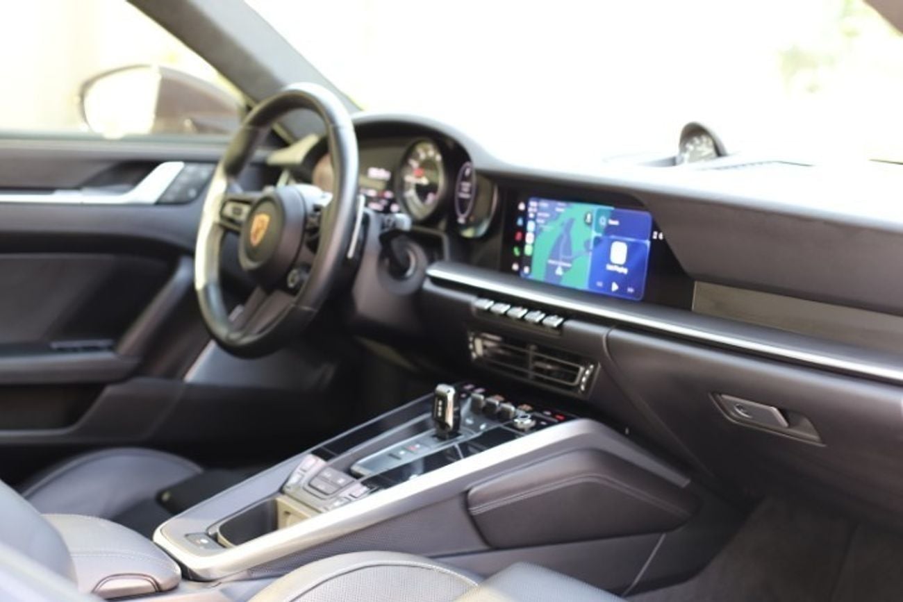 بورش 911 Turbo S 3.8L (640 HP) Coupe