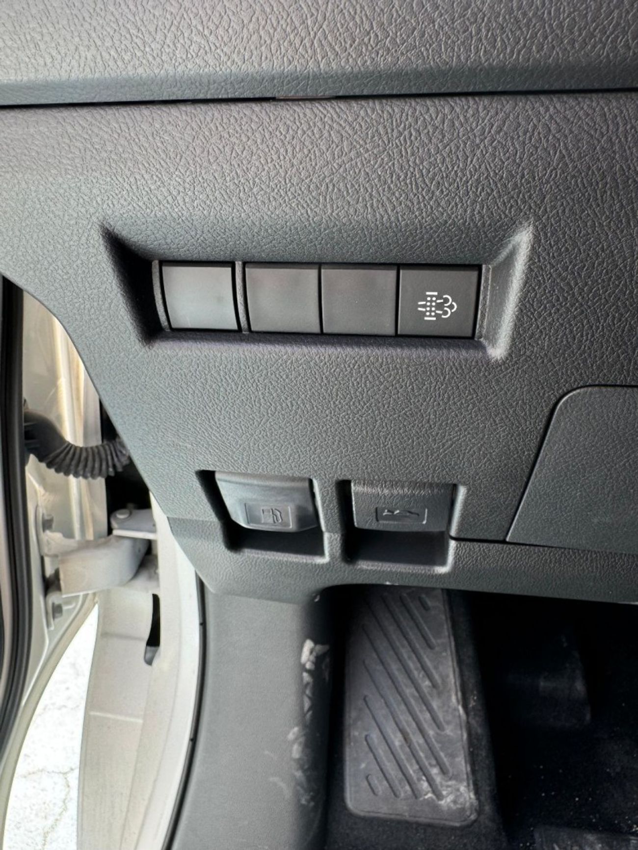 Toyota Granvia Toyota Granvia 2.8L Turbo Diesel!!! 2022 Best price for export!!!