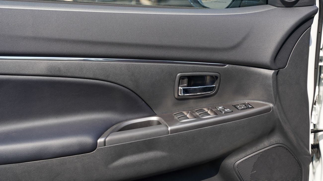 Mitsubishi ASX Brand New Mitsubishi ASX Luxury HighLine GLX 2026 Export 2.0L 2WD Petrol A\T|White/Black|ASX-LUX-HL-