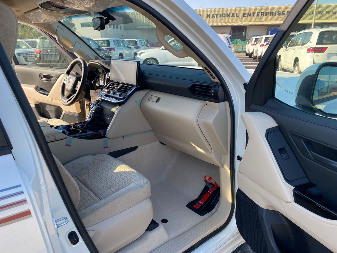 تويوتا لاند كروزر GXR