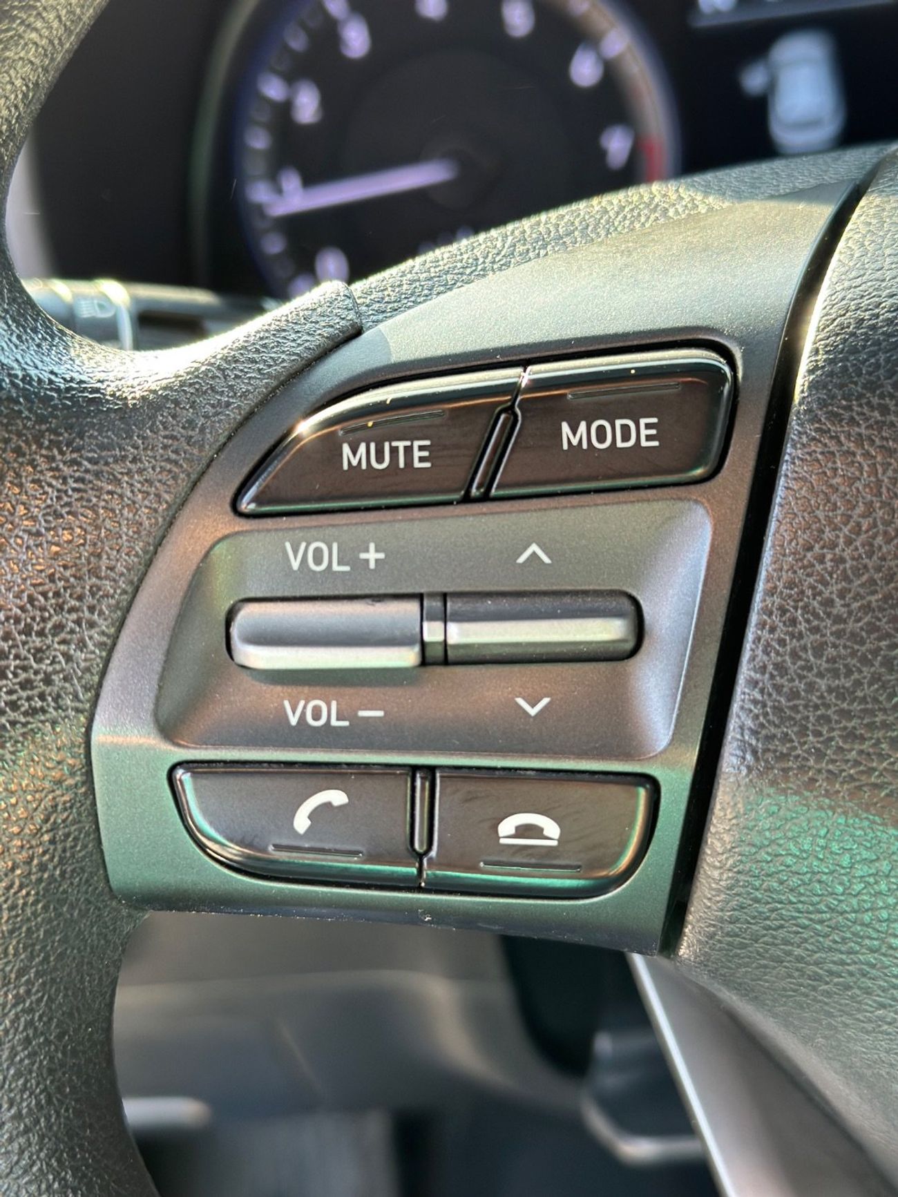 Hyundai Kona GLS Premium 1.6L