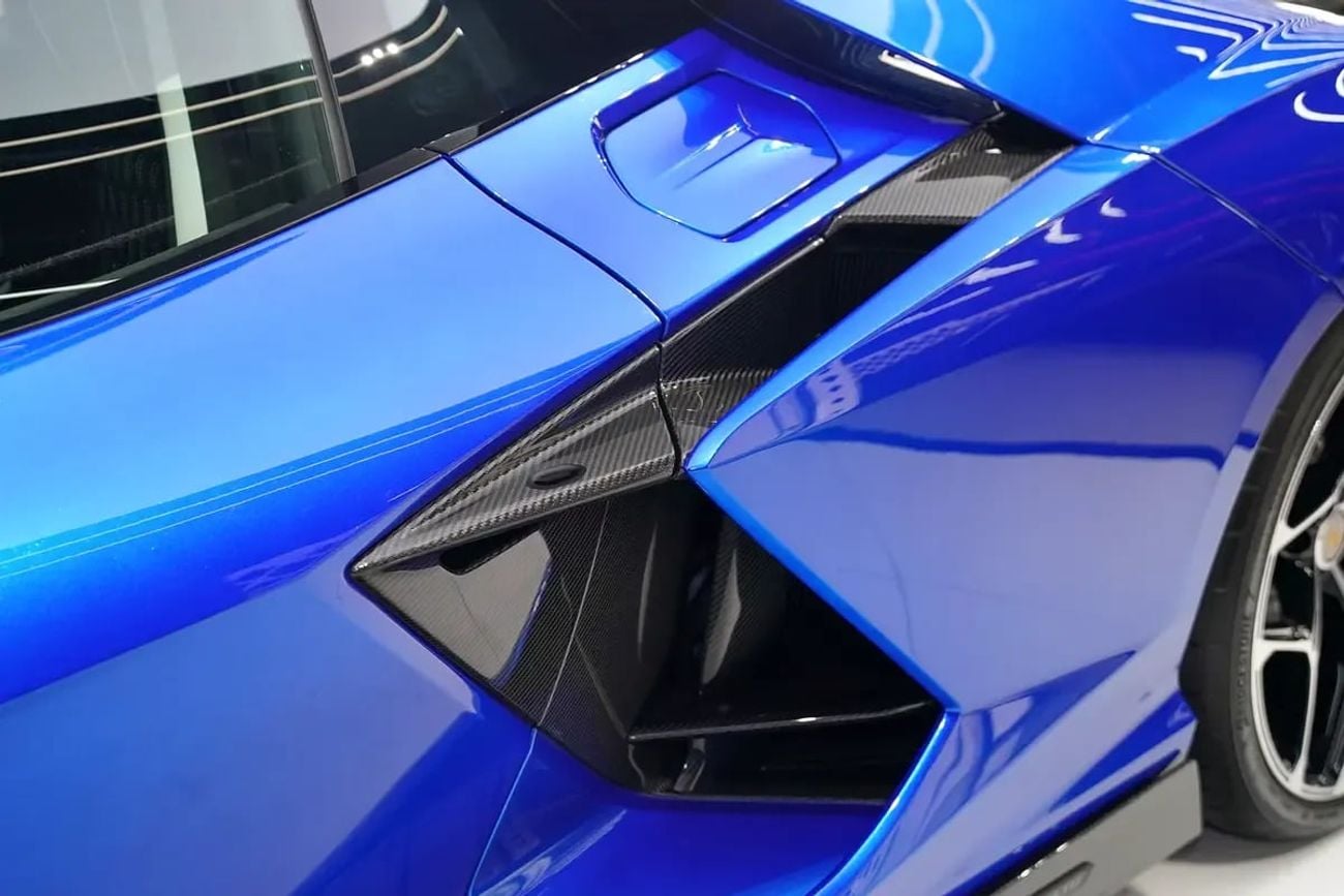 Lamborghini Revuelto SPORTIVA