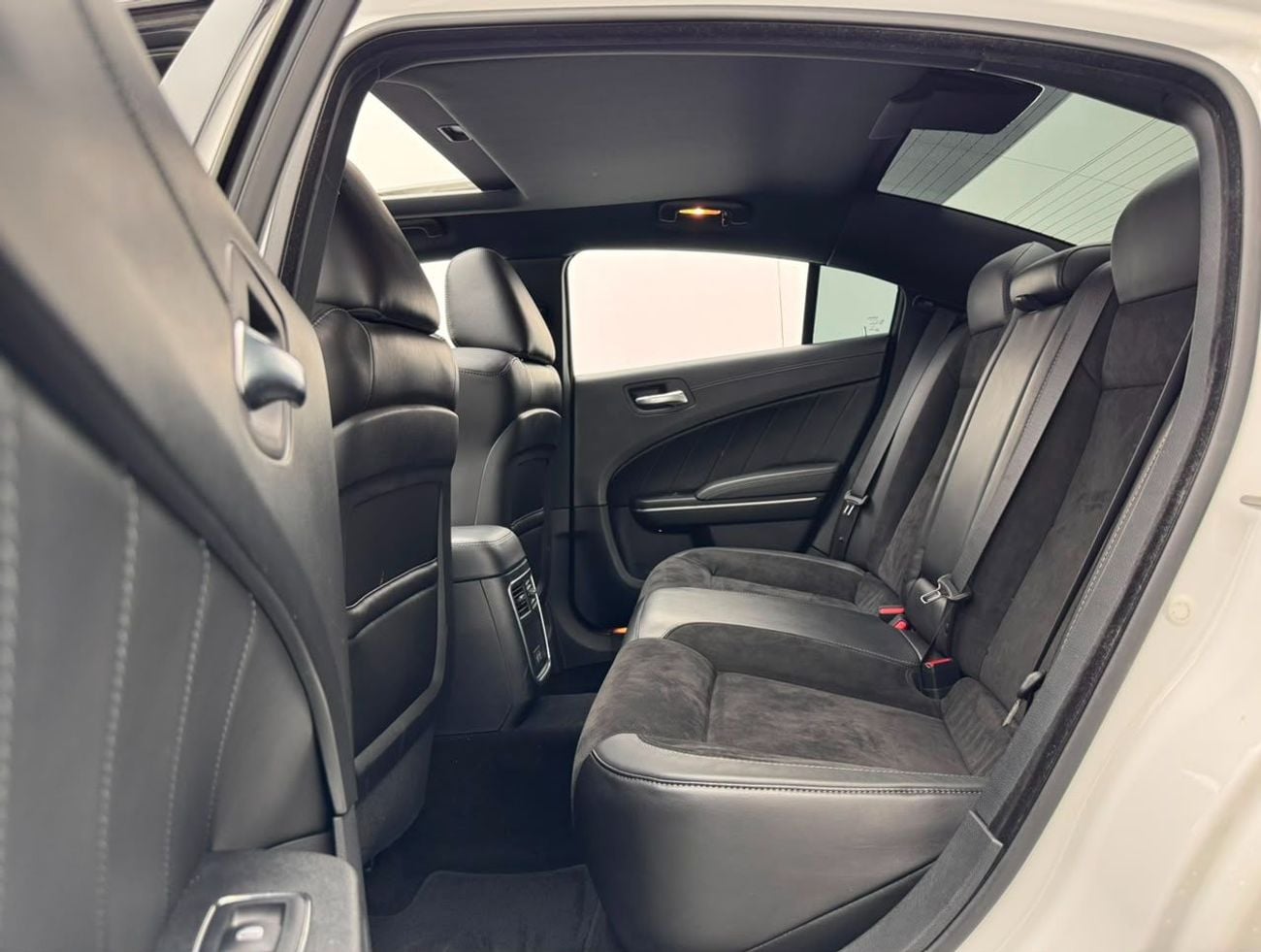 دودج تشارجر 2023 Dodge Charger R/T, Dodge Service History, 1 Year Warranty, Excellent Condition, GCC