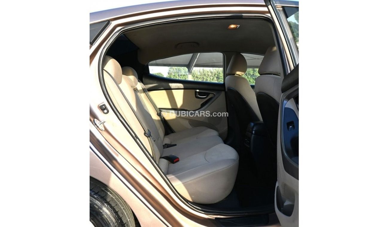 هيونداي إلانترا هيونداي النترا 2016 خليجي بحالة ممتازة بدون حوادث