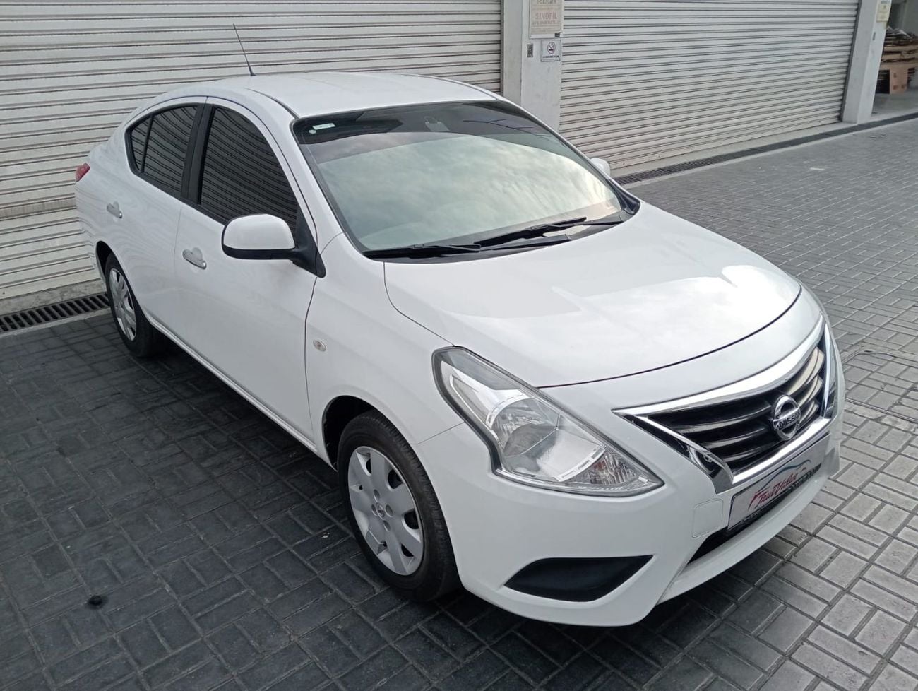Nissan Sunny SV