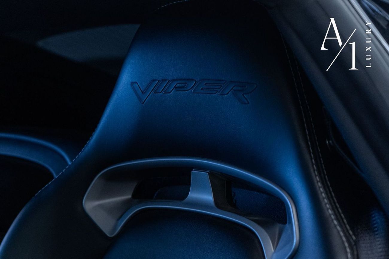 Dodge Viper SRT10 8.4L 2015 Dodge Viper SRT, Full Dodge Service History, Competition Blue, Manual Transmission,