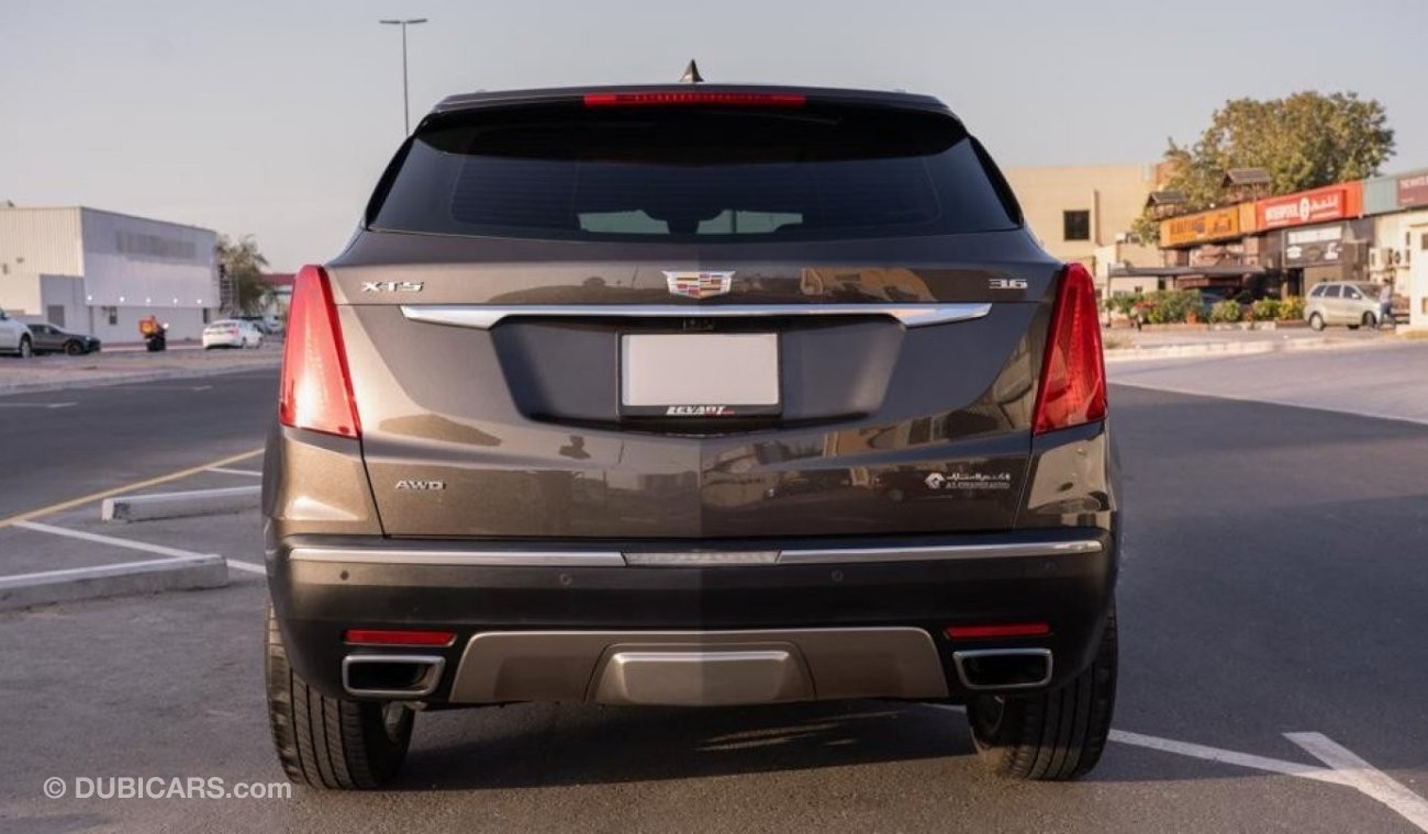 كاديلاك XT5 CADILLAC XT5 PREMIUM LUXURY AWD , MODEL 2019 , GCC SPECS , UNDER WARRANTY AND SERVICE CONTRACT