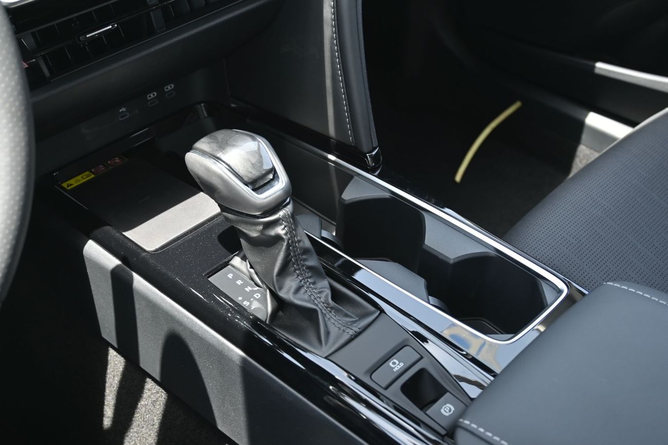 تويوتا كامري Toyota Camry 2.5L Hybrid Chinese, Model 2025, Color Black