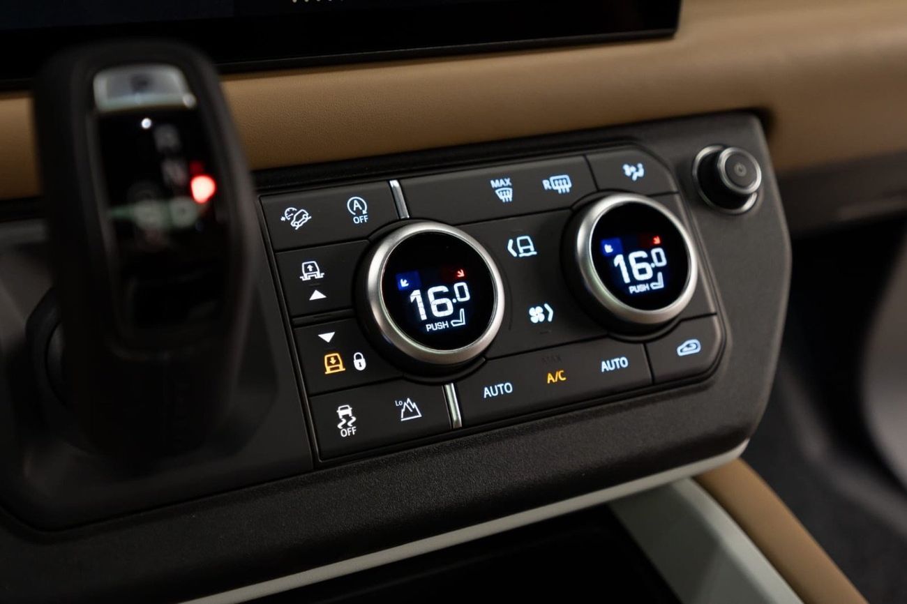 لاند روفر ديفندر P400 90 X-Dynamic HSE 3.0L (5 Seater)