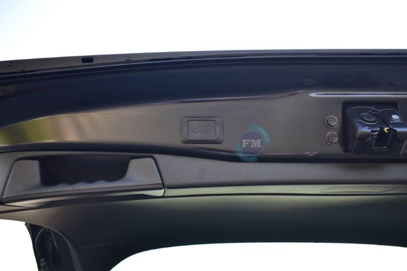 تويوتا راف ٤ XLE 2.0L Petrol Automatic