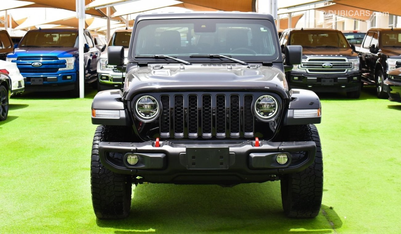 Used Jeep Gladiator 2021 for sale in Dubai 513514