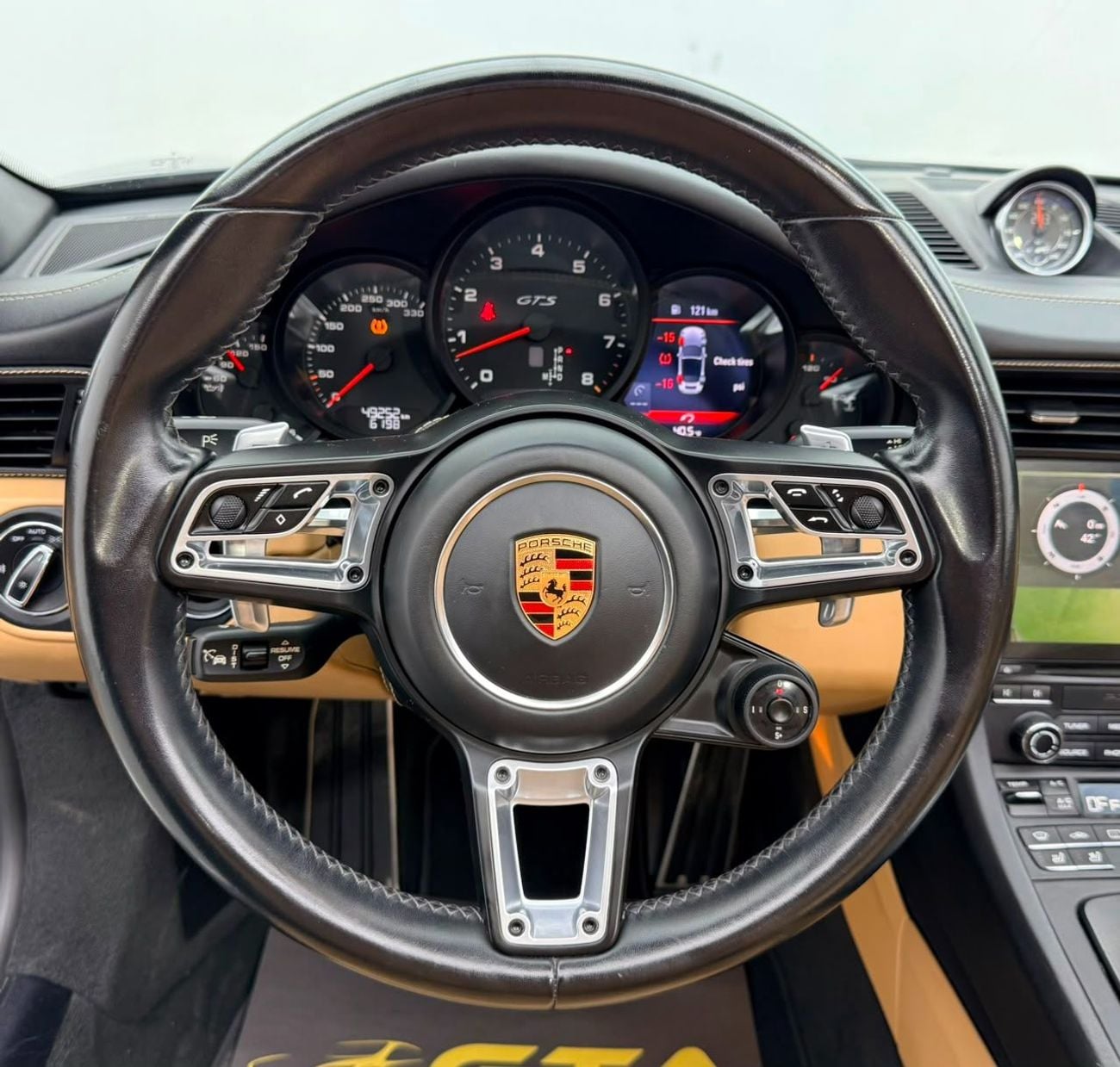 بورش 911 CARRERA 4GTS 2018 Porsche 911 Carrera 4 GTS Cabriolet, Full Service History, Fully Loaded, Excellent Condition