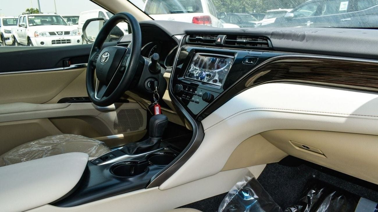 تويوتا كامري ECT0005 - Toyota Camry LE - 2.5L - Petrol - White
