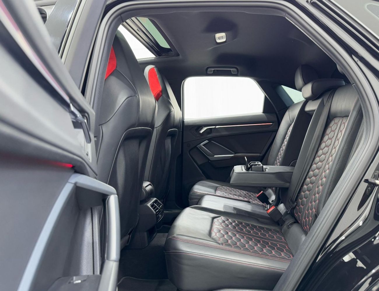 Audi RS Q3 Std TFSI quattro 2.5L 2021 Audi RSQ3 Quattro, 2026 Audi Warranty, Full Audi Service History, Carbon