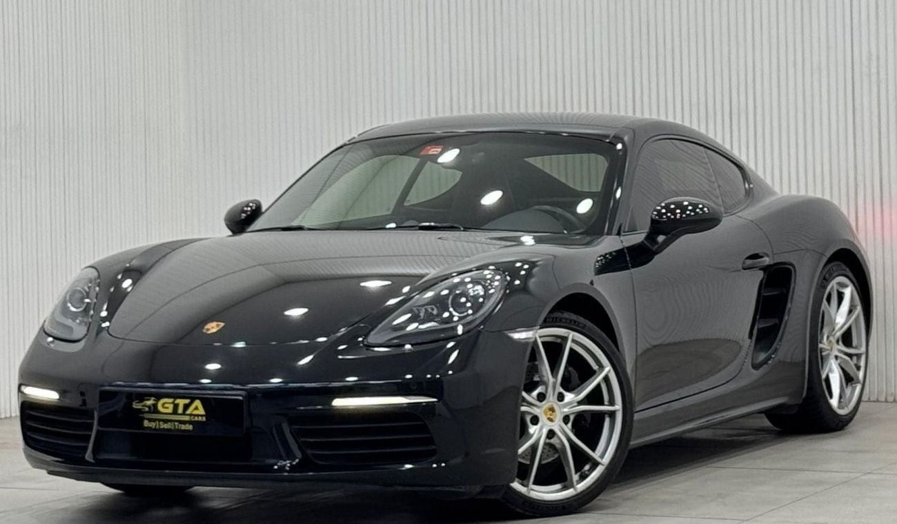 بورش كايمان 718 Std 2.0L A/T 2017 Porsche 718 Cayman, Full Service History, Sport Chrono Package, GCC