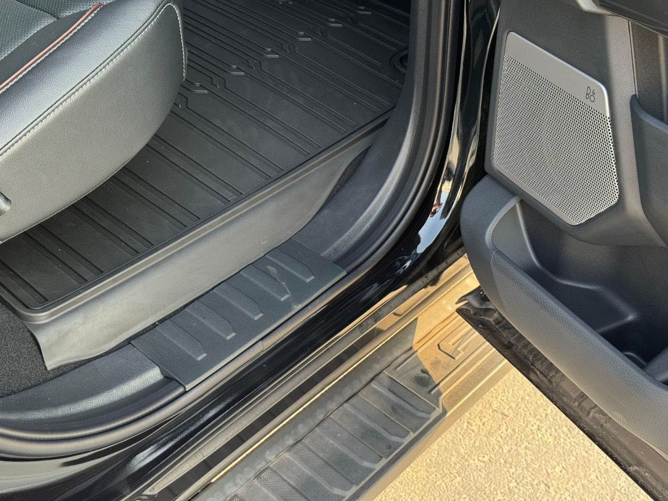 Ford F 150 Lariat Special Edition 3.5L Lariat 3.5L Petrol V6 2023 Export Price @ 165,000 AED