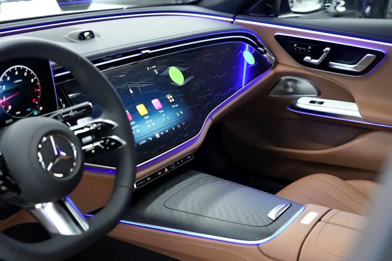 Mercedes-Benz E300 E 300 | GCC 0km | Agency Warranty | AMG Package